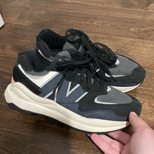 NEW BALANCE 57/40 WOMENS 8💓💓